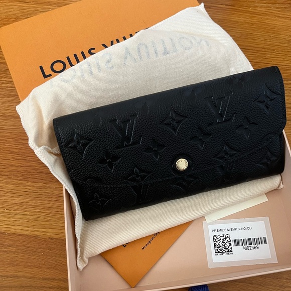 Louis Vuitton Emilie Wallet in Monogram Empreinte Leather - Black 😊🐈⬛ - Picture 1 of 11